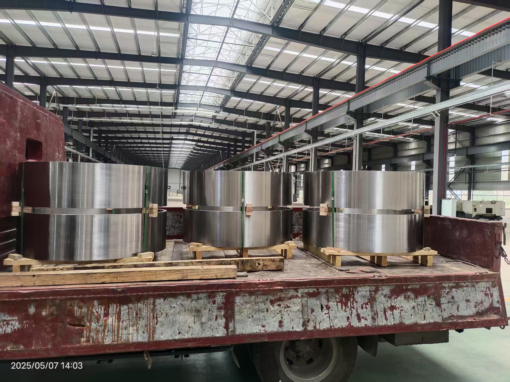 Na aké mechanické výkovky sú vhodné výkovky prednej nápravy s dutou nápravou?